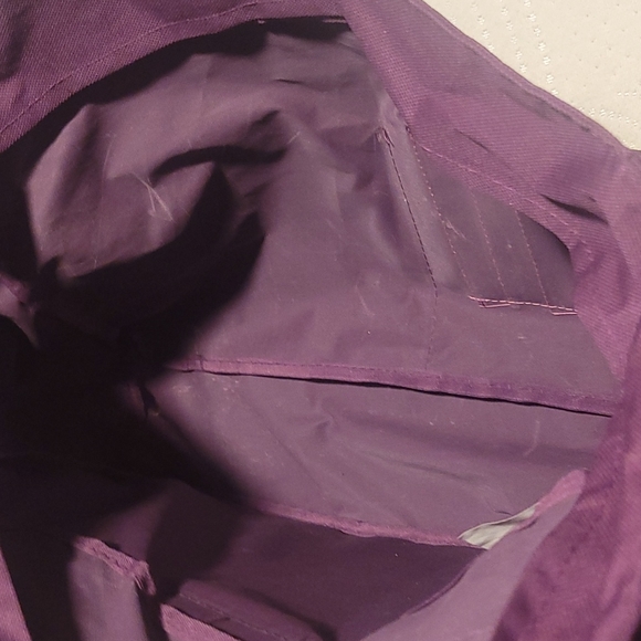 Adventure Ridge Essentials Messener Laptop Bag - Picture 5 of 5